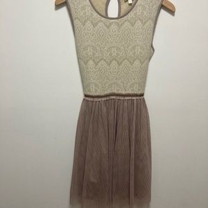 Ivory & Taupe Anthropologie Dress Size Small Beautiful!